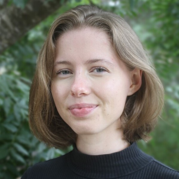 Емма Кленсі - фото
