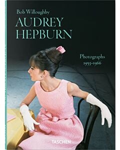Фото - Audrey Hepburn. Photographs 1953–1966