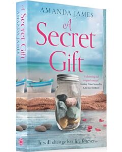 Фото - A Secret Gift. Book 1 (Cornish Escapes)