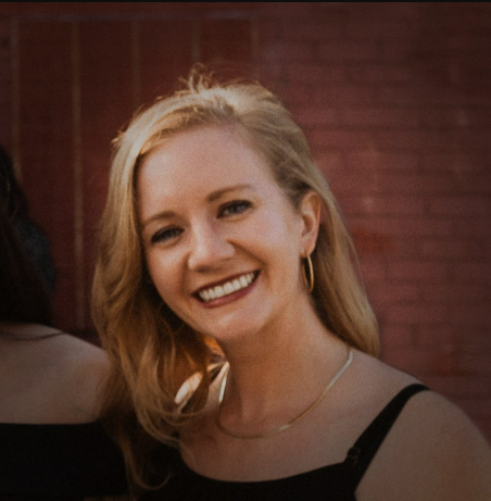 Моніка Свіні - фото