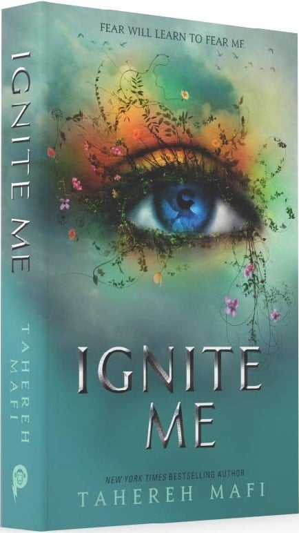Ignite Me. Book 3 (Shatter Me)
